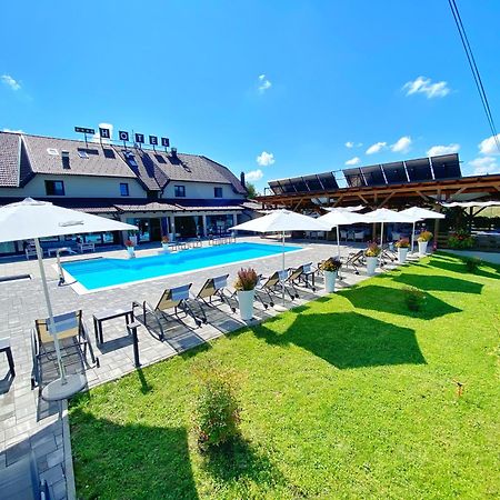 16 Lakes Hotel Grabovac  Exterior photo